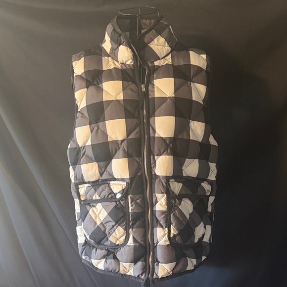 Woolrich Black and White Down Vest - Picture 3 of 6